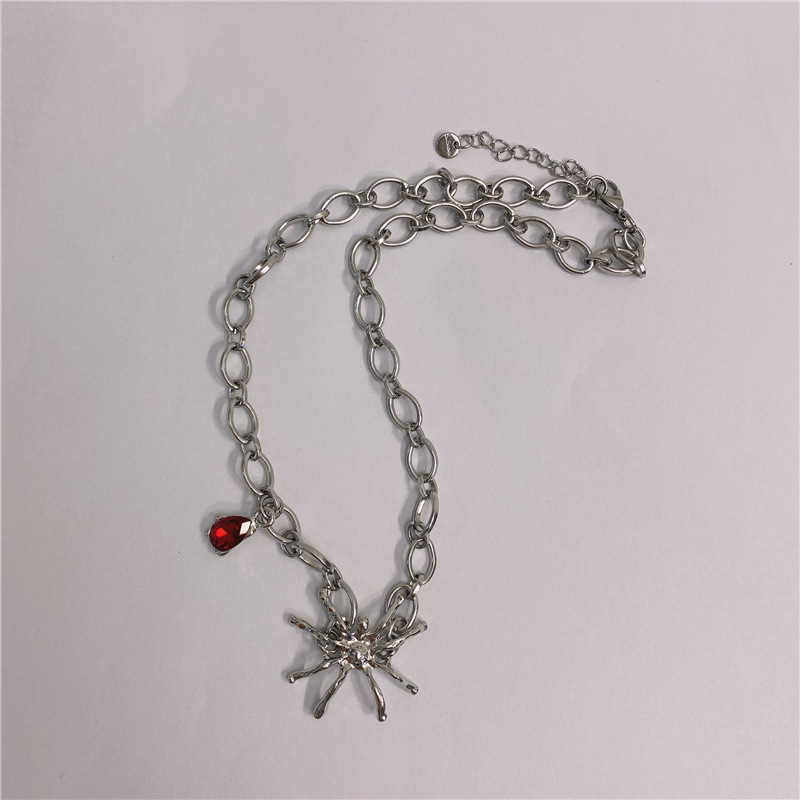 Neue Stil Mode Spinne Rubin Anhänger Schlüsselbein Kette Halskette display picture 1