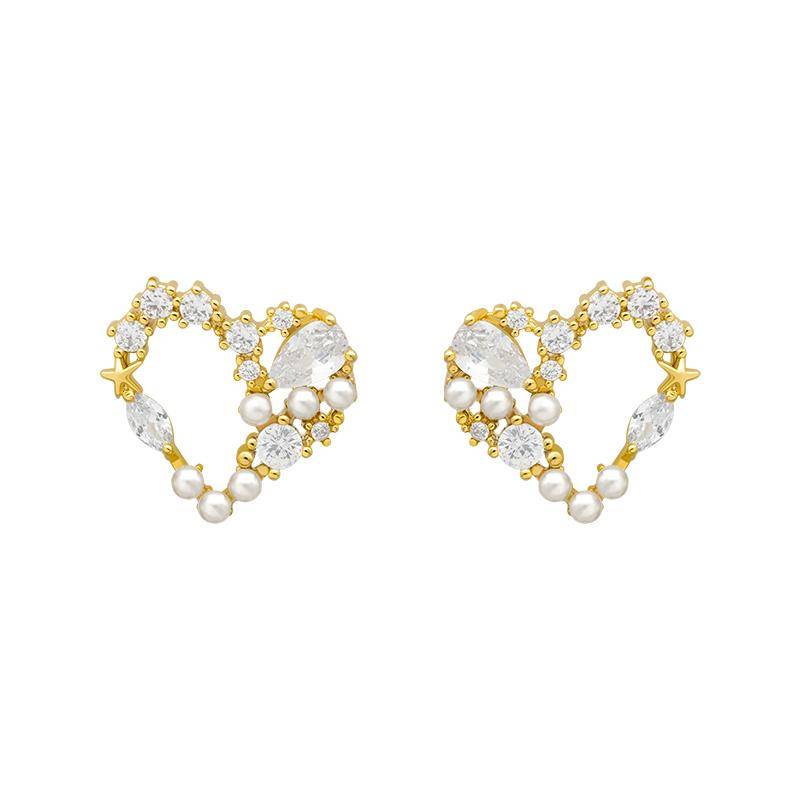 Fashion Heart Shaped Pearl Diamond-embedded Simple Ear Studs  Women display picture 7