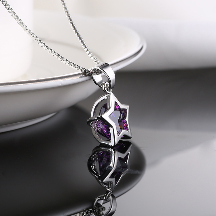 Fashion Elegant Crystal Geometric Pentagram Pattern Necklace Ornament display picture 5