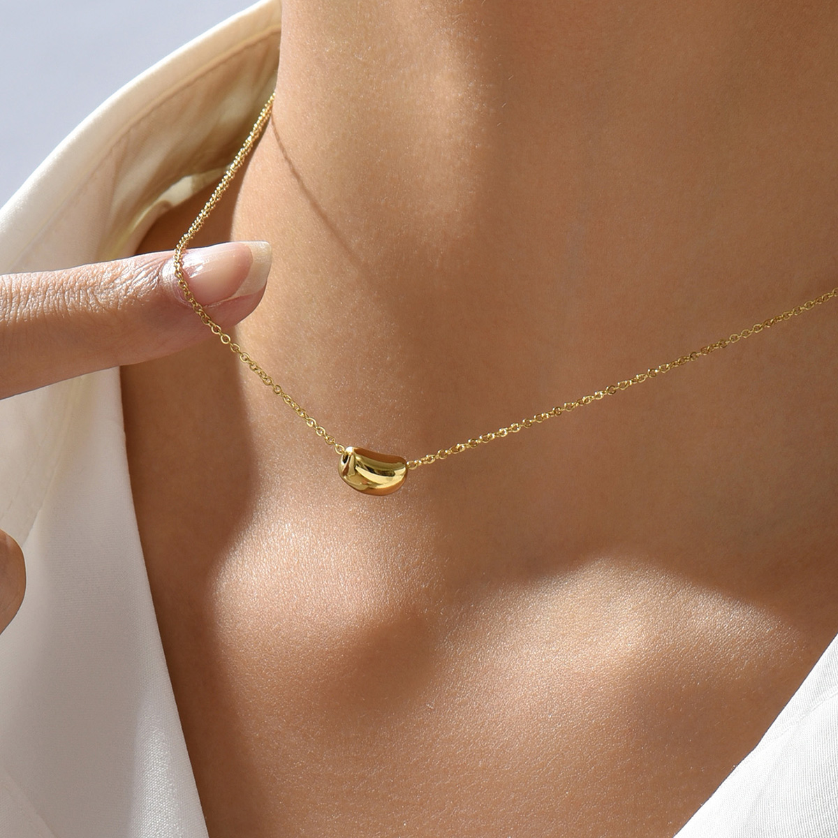 Retro Einfache Goldene Einstellbare Edelstahl Galvani Halskette display picture 4