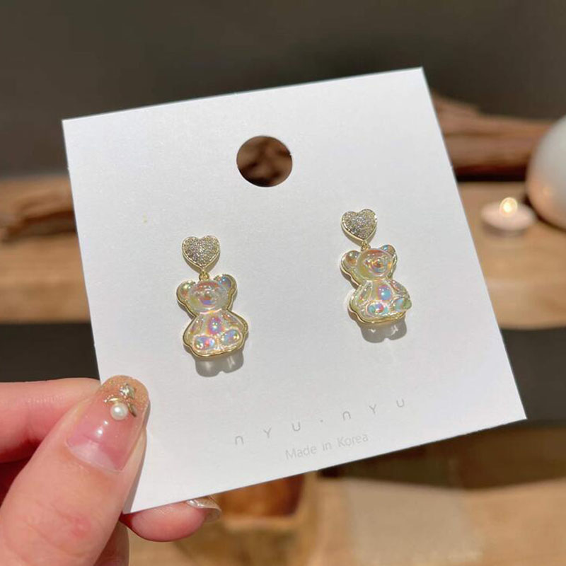 2022 New Fashion Cute Bear Heart Shape Alloy Earrings display picture 1