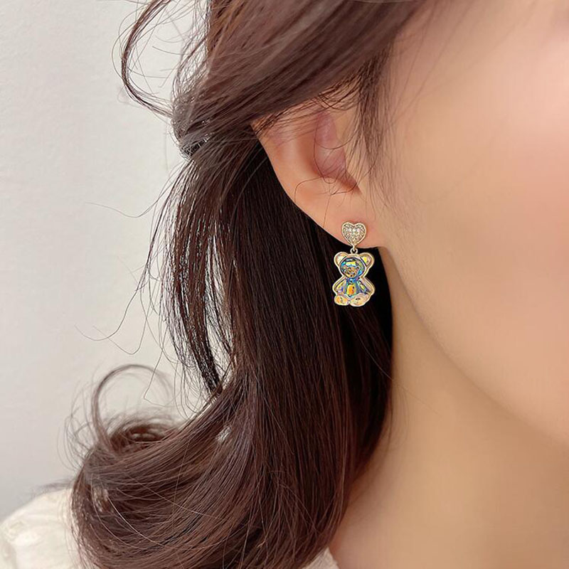 2022 New Fashion Cute Bear Heart Shape Alloy Earrings display picture 5