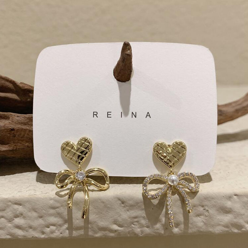 Fashion Simple Female Hearts Bow Shape Alloy Earrings display picture 5