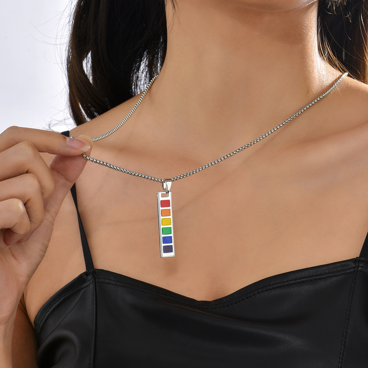 Unisex Mode Regenbogen Legierung Ferrolegierung Halskette Mit Anhänger Epoxid Überzug Keine Intarsien Halsketten display picture 2
