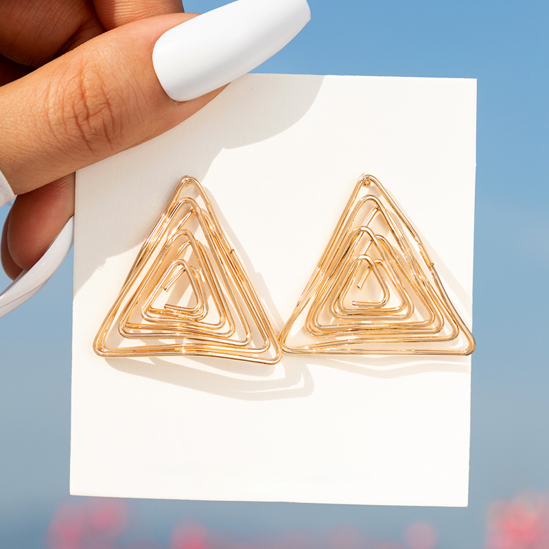 Simple Geometric Triangle Spiral Hollow Heart Shape Alloy Stud Earrings display picture 2
