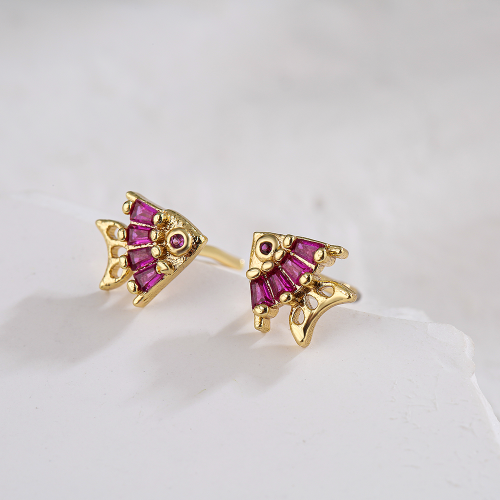 Fashion New Electroplating 18k Gold Micro Inlaid Zircon Goldfish Shape Copper Ear Stud Earrings display picture 2