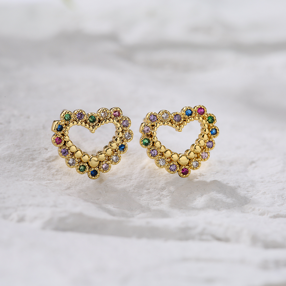 Fashion Heart Inlaid Zircon Copper Zircon Earrings display picture 3