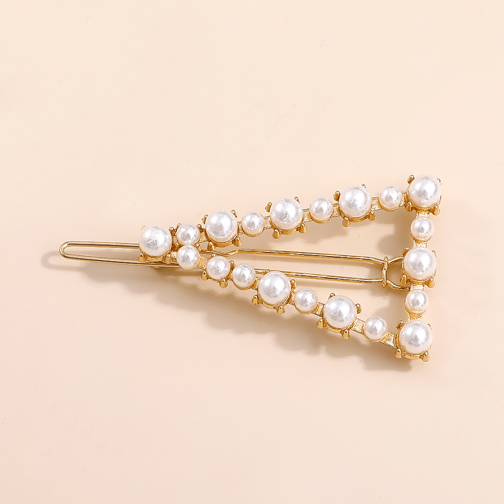 Fashion Simple Geometric Triangle Pearl Inlaid Side Bang Clip display picture 4