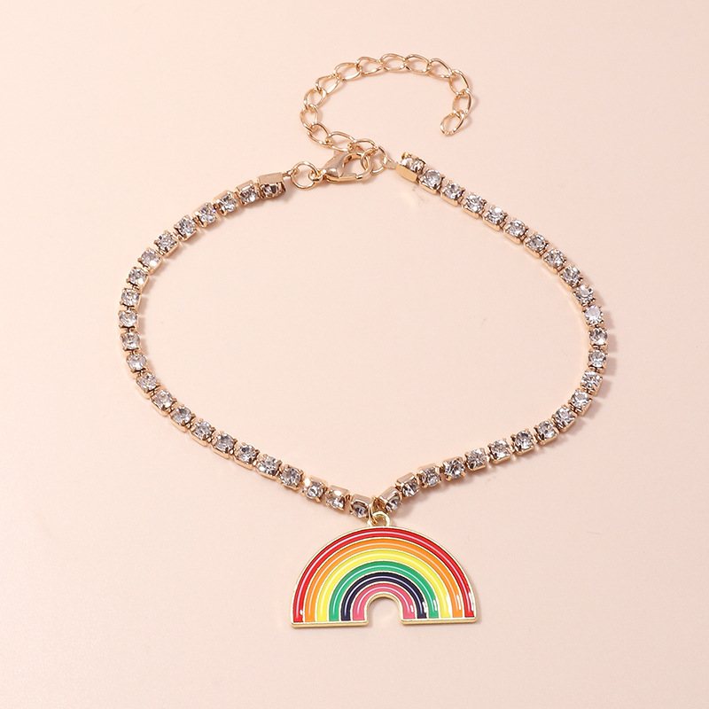 Einfache Stil Regenbogen Anhänger Klaue Kette Eingelegten Strass Fußkettchen display picture 1