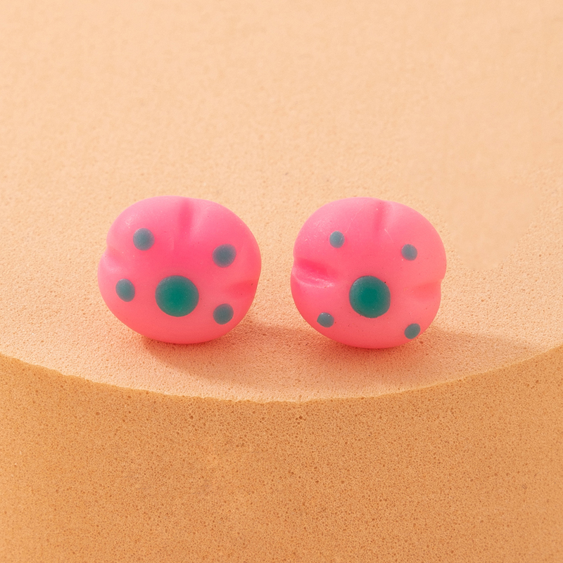 Simple Cute Geometric Animal Cat Paw Polymer Clay Stud Earrings display picture 2