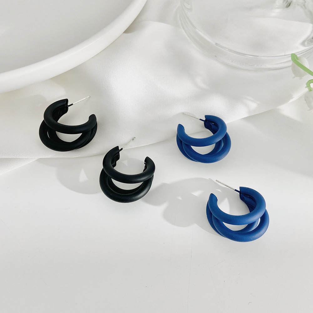 Ohrringe Aus Farb Kreis Im Koreanischen Stil, Drei Schicht Ige Halbe Ring Legierung, Ohrringe display picture 6