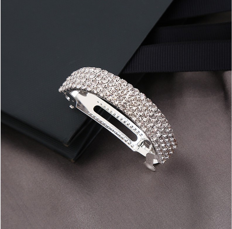 Mode Diamant Incrusté Strass Arc Clip Barrettes Cheveux Accessoires display picture 13