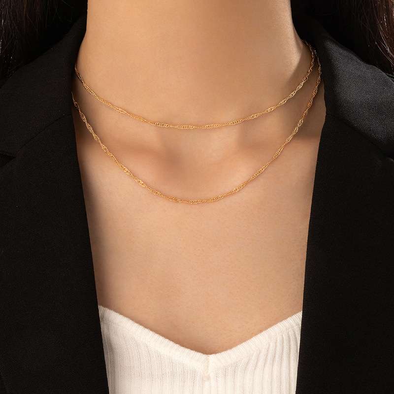 Mode Ornament Einfache Kette Doppel-schicht Einfache Geometrische Legierung Halskette display picture 2