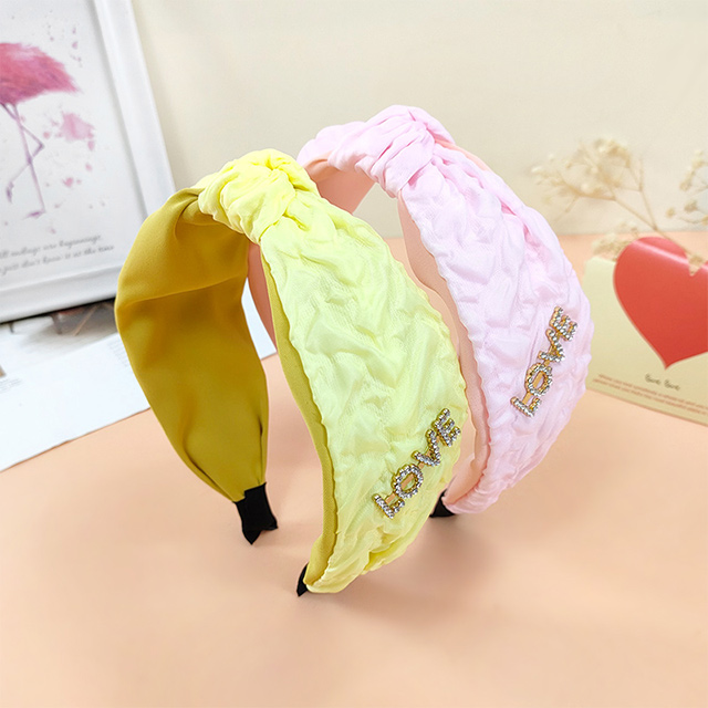 Fashion New Retro Pattern Knotted Letter-printing Cloth Wide Double-layer Headband display picture 1