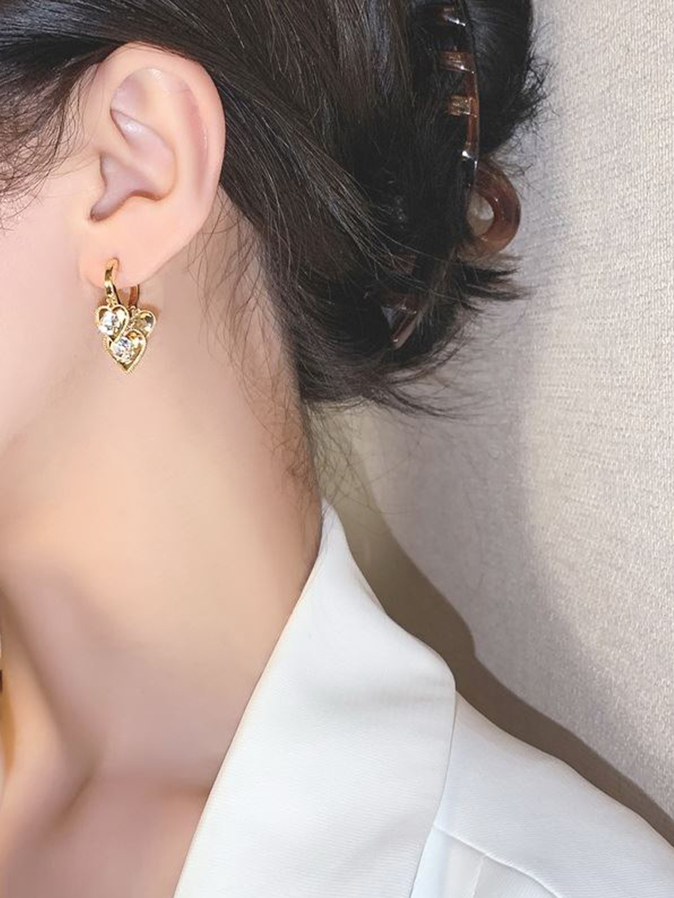 Peach Heart Tassel Crystal Inlaid Love Shaped Earrings display picture 3