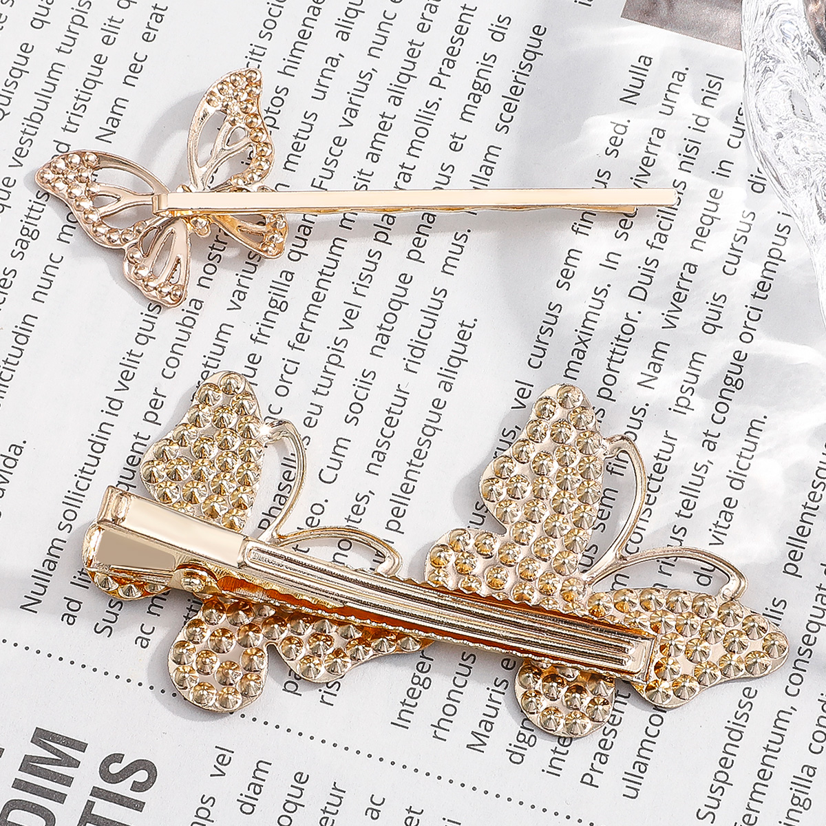 New Inlay Rhinestone Hollow Butterfly Shaped Barrettes Hair Clip display picture 3