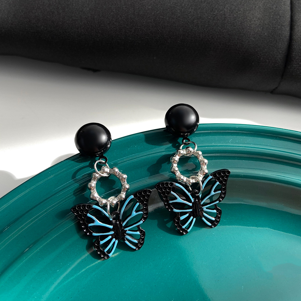 New Style Black Hollow Butterfly Pendant Alloy Earrings display picture 2