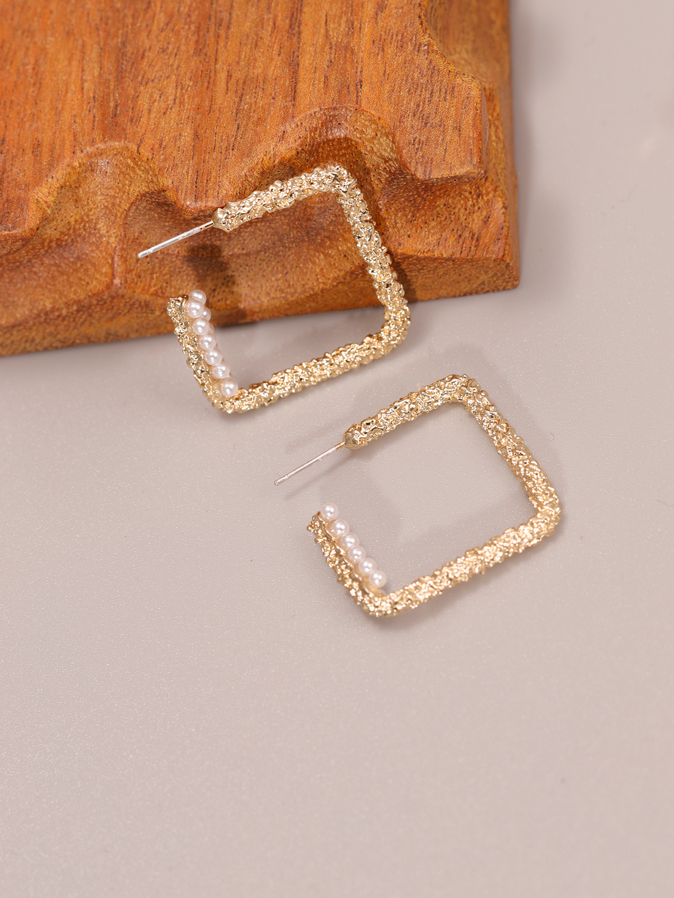 Spring New Fashion Ear Ring Starry Exaggerated Square Nightclub 925 Silver Pin Earrings Women's Small Jewelry display picture 2