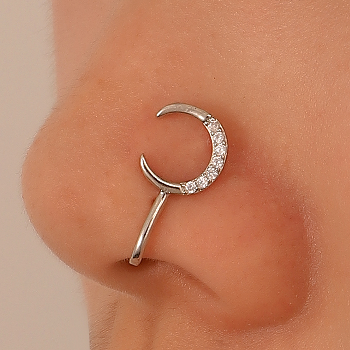 New Style Moon Copper Inlaid Zircon U-shaped Adjustable Nose Ring Nose Clip display picture 2