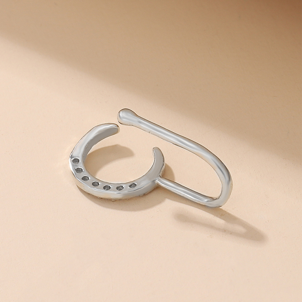 New Style Moon Copper Inlaid Zircon U-shaped Adjustable Nose Ring Nose Clip display picture 6