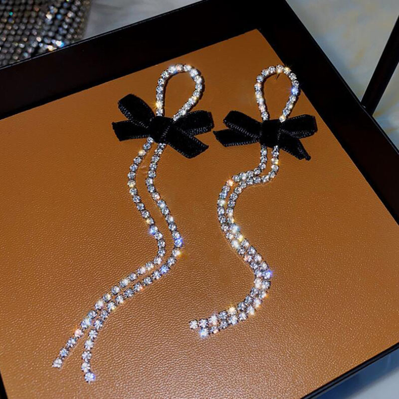 Fashion Full Diamond Solid Color Bow Long Tassel Rhinestone Earrings display picture 7