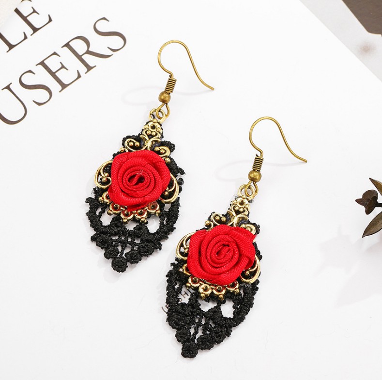 Fashion Retro Red Rose Hollow Lace Alloy Earrings display picture 4