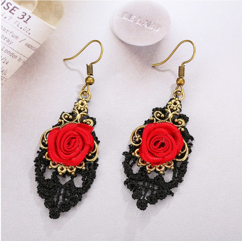 Fashion Retro Red Rose Hollow Lace Alloy Earrings display picture 5