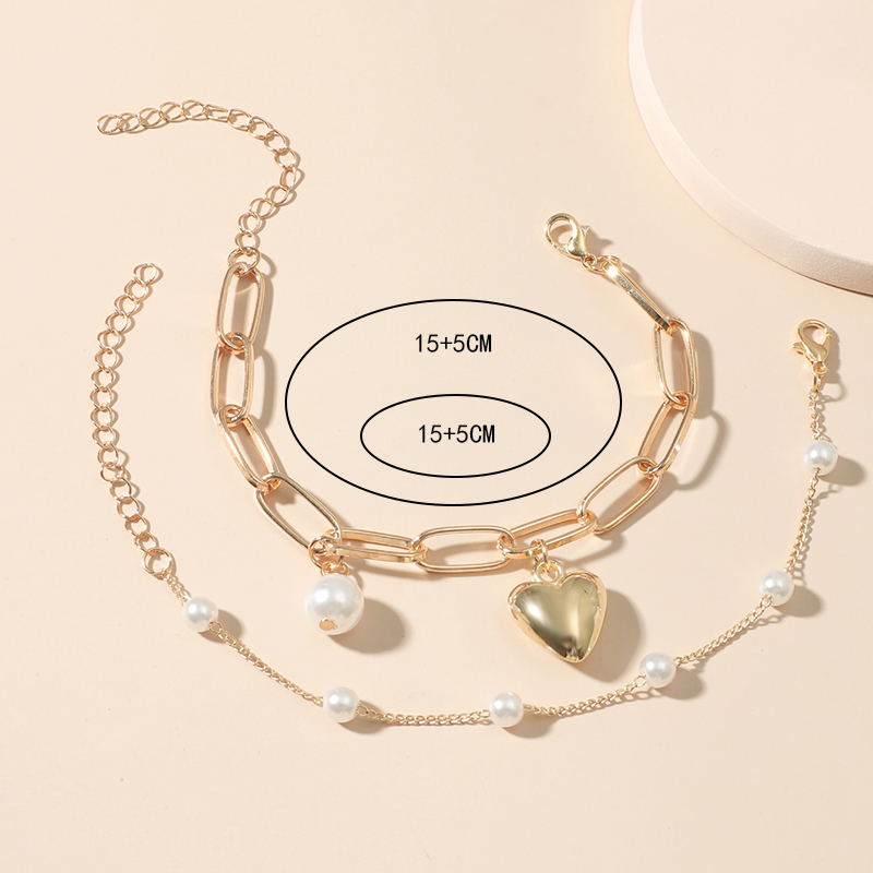 Mode Süss Herz Legierung Eingelegte Perlen Künstliche Perlen Frau Armbänder display picture 5
