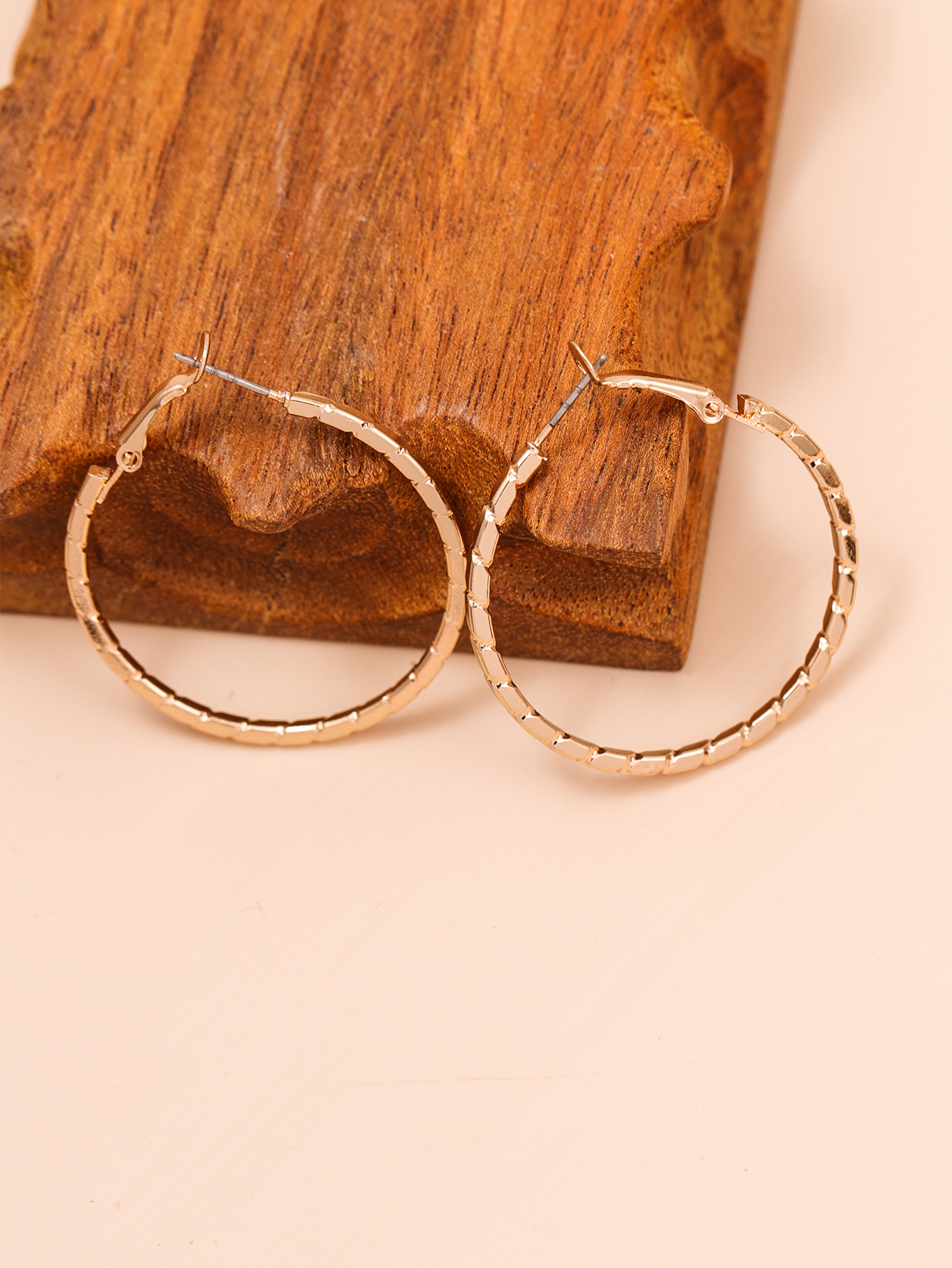 Simple Style Geometric Alloy Hoop Earrings 1 Pair display picture 2