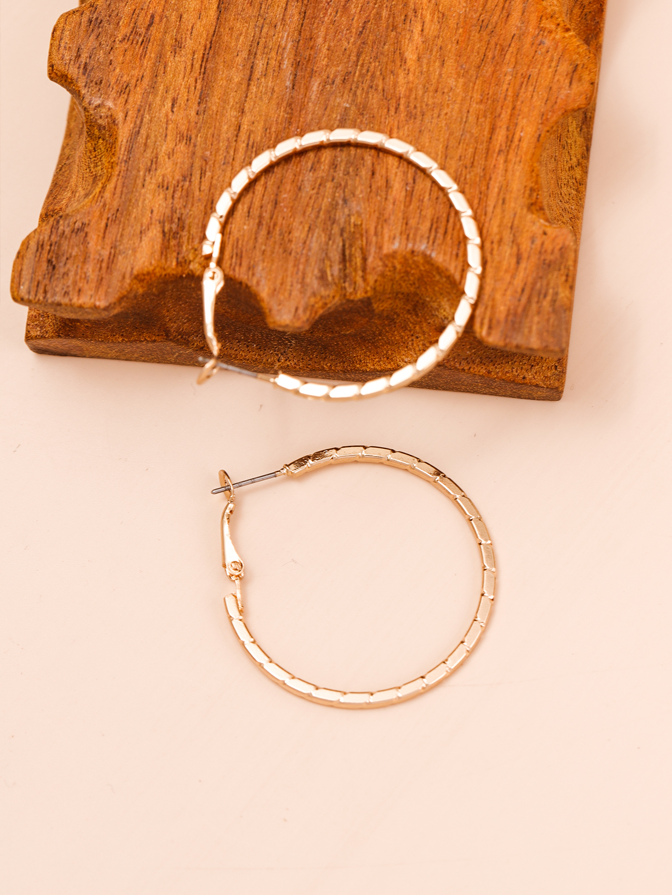 Simple Style Geometric Alloy Hoop Earrings 1 Pair display picture 3