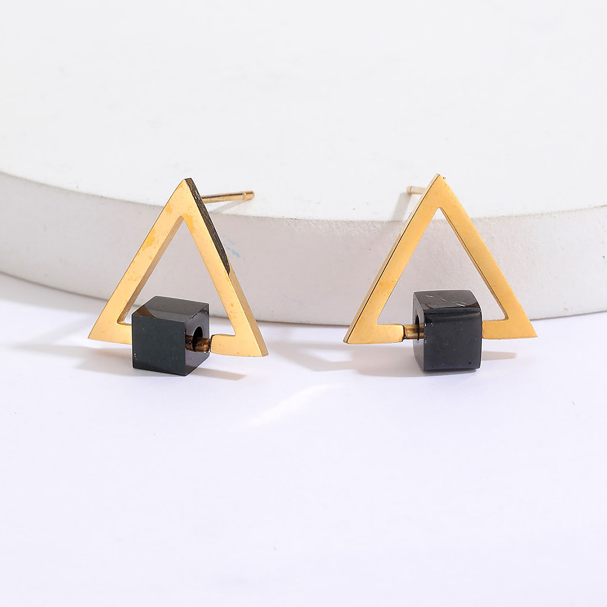 Simple Small Size Golden Black Diamond Triangle Stainless Steel Stud Earrings display picture 3