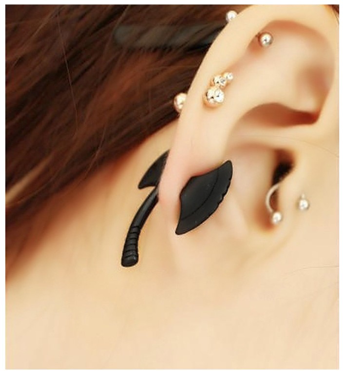Fashion Unique Three-dimensional Axe Piercing Alloy Ear Stud display picture 3