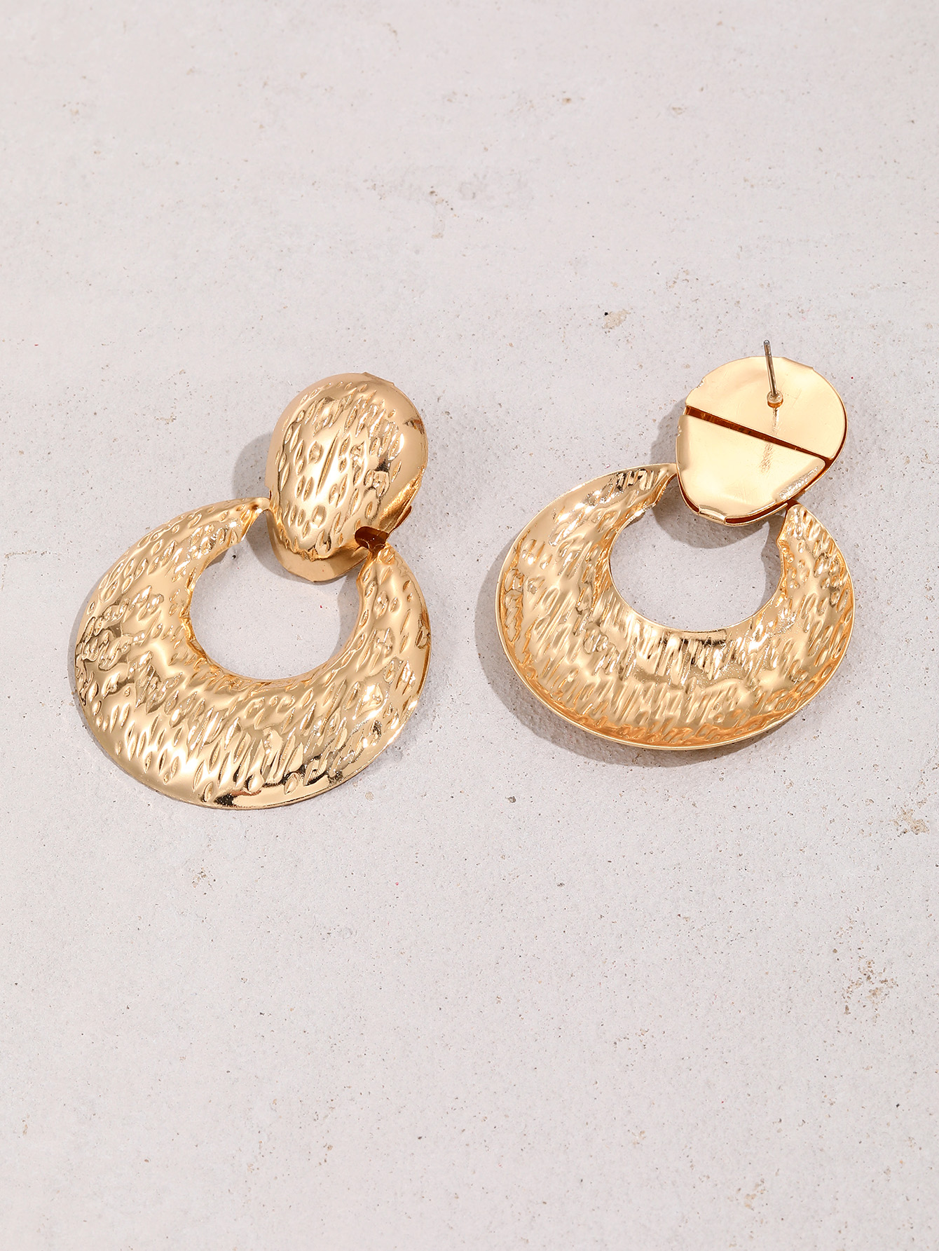 Fashion Geometric Alloy Hollow Out Dangling Earrings display picture 4