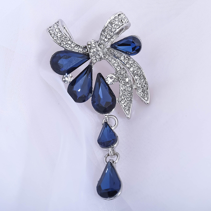 Fashion Elegant Crystal Rhinestone Inlaid Water Drop Bow Pendant Brooch display picture 5