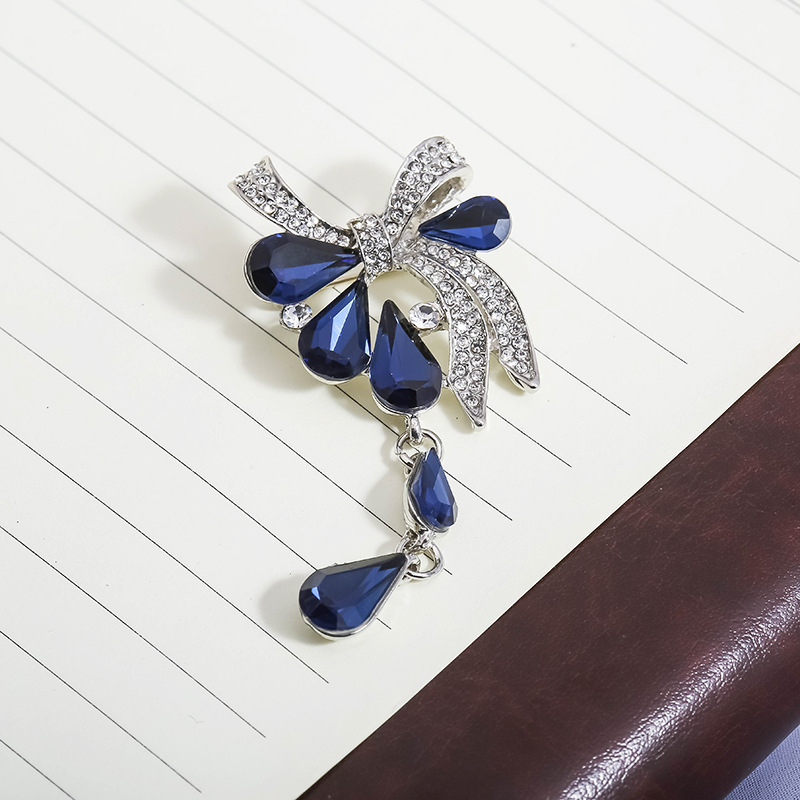 Fashion Elegant Crystal Rhinestone Inlaid Water Drop Bow Pendant Brooch display picture 7