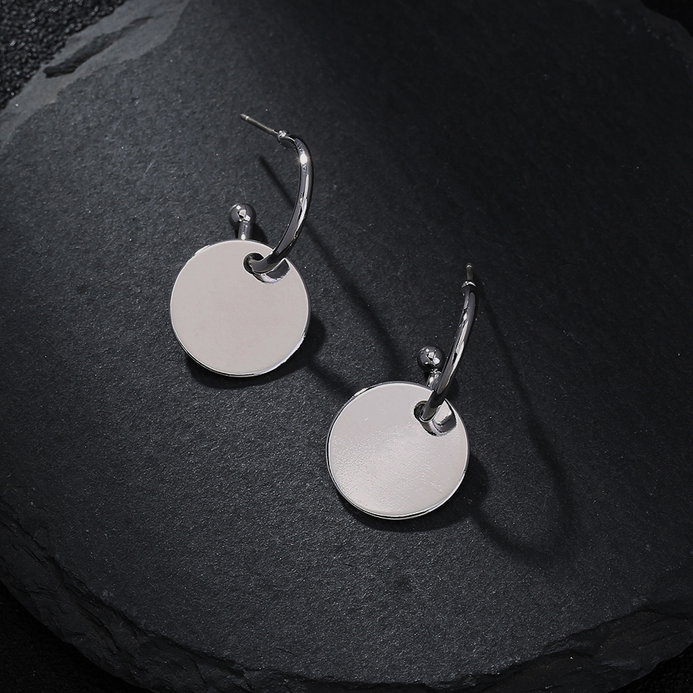 Fashion Simple Metal Wafer S925 C-shaped Silver Earrings display picture 4