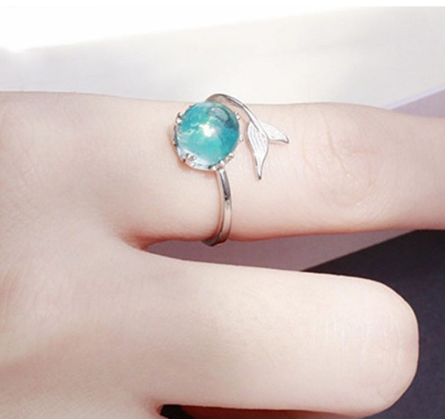 Fashion Simple Mermaid Bubble Hand Jewelry Female Fishtail Alloy Ring display picture 1