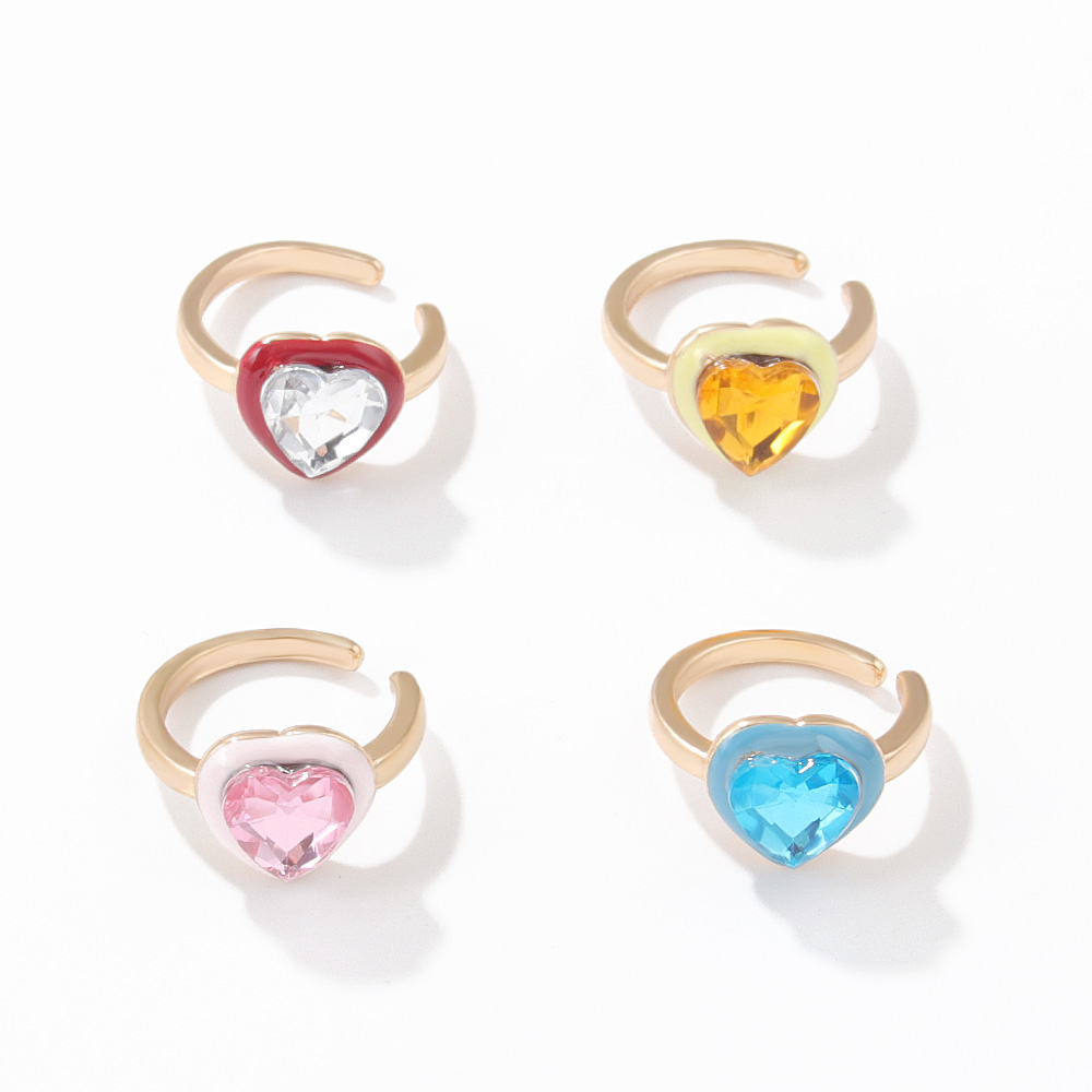 Fashion Simple Retro Heart Shape Glass Alloy Ear Stud Earring display picture 4