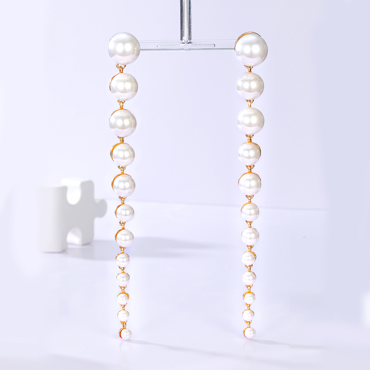 Mode Einfache Quaste Lange Perle Galvani 18k Gold Kupfer Ohrringe Ohrgehänge display picture 3