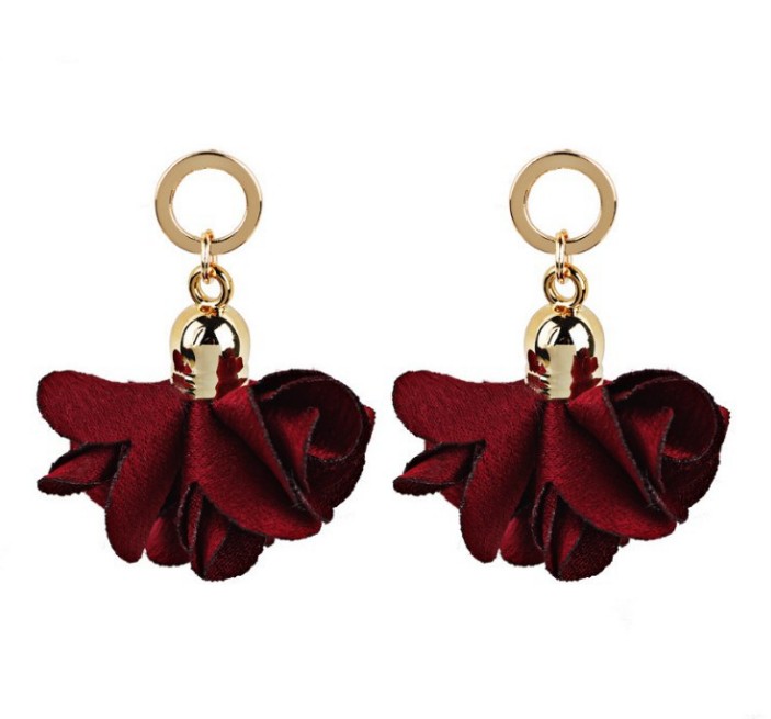 Tissu De Mode De Dame Rouge Fleur Forme Oreille Boucles D'oreilles display picture 1