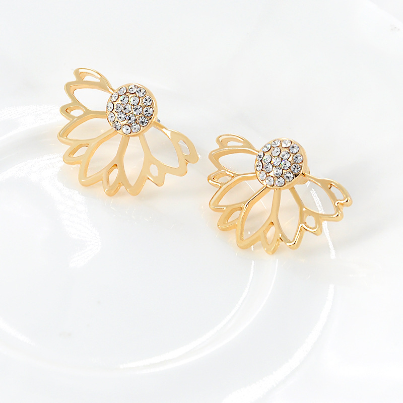 Fashion Solid Color Hollow Rhinestone Lotus Ear Studs display picture 3