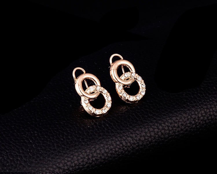 Queen Rock Double Ring Round Artificial Rhinestones Zinc Wholesale Jewelry Set display picture 5