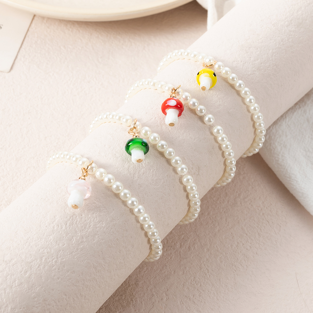 Fashion Cute Colorful Mushroom Pearl Beaded Bracelet Women display picture 3