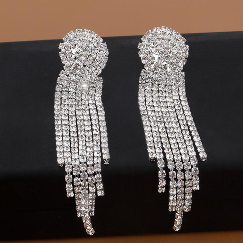 2022 New Fashion Elegant Long Fringe Rhinestone Inlaid Earrings display picture 3
