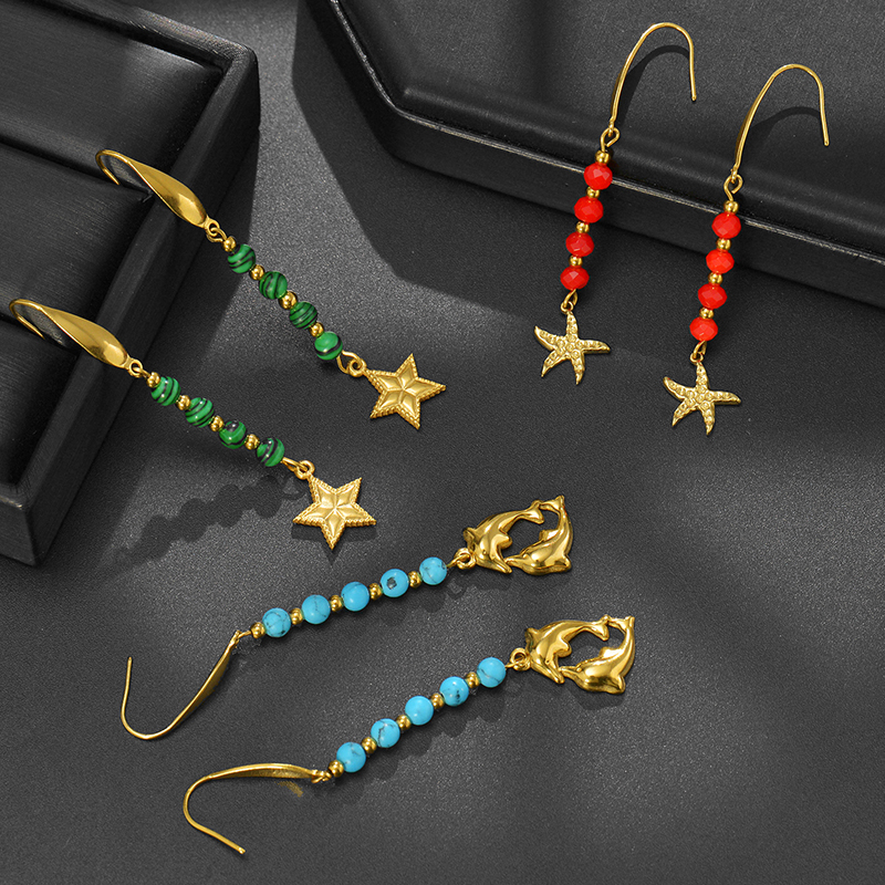 Vintage Style Star Knitting 201 Stainless Steel Stainless Steel No Inlaid 18K Gold Plated Ear Studs display picture 1