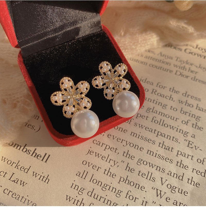 Fashion Alloy Flower Earrings Shopping Inlaid Pearls Pearl Drop Earrings As Picture display picture 6