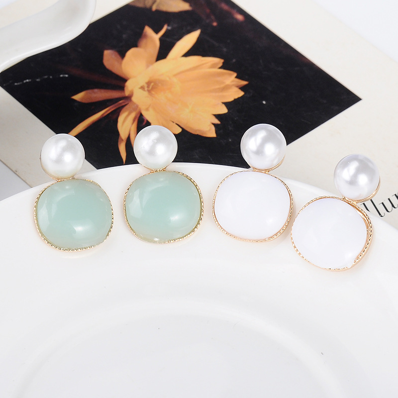 Elegant Alloy Geometric Earrings Daily Plating Pearl Drop Earrings 1 Set display picture 3