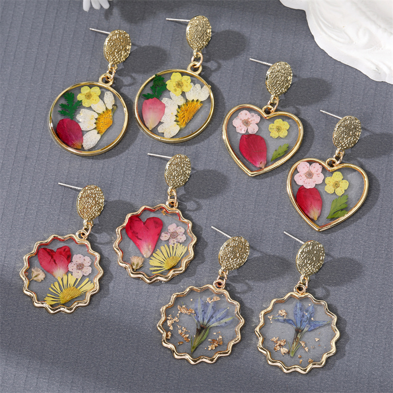 1 Piece Pastoral Round Flower Epoxy Alloy Resin Earrings display picture 1