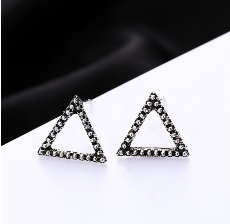 Retro Moon Heart Triangle Geometric Water Drop Ear Studs 6 Pairs display picture 4