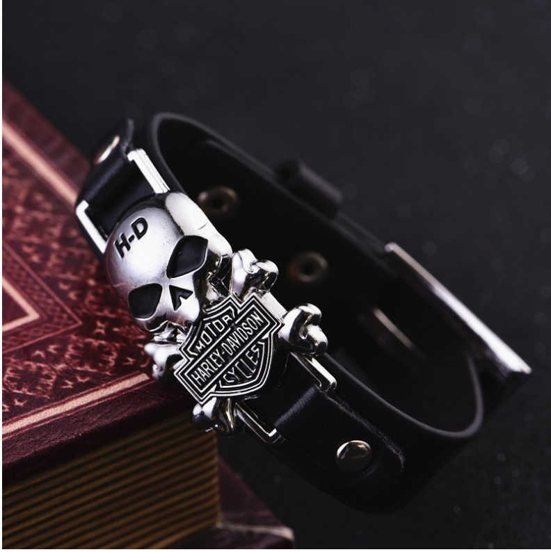 Fashion Buckles Imitation Cowhide Skull Decorationnew Accessories Weave Vintage Leather Bracelet display picture 1